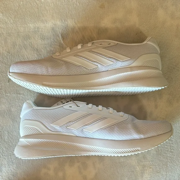 adidas RUNFALCON 5 Size 11 US Men’s SKU IH7757 - Picture 3 of 8